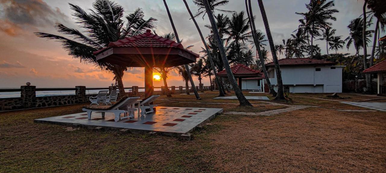 Nu-Vin Beach Hotel Ahangama Dış mekan fotoğraf