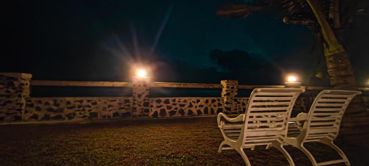 Nu-Vin Beach Hotel Ahangama Dış mekan fotoğraf
