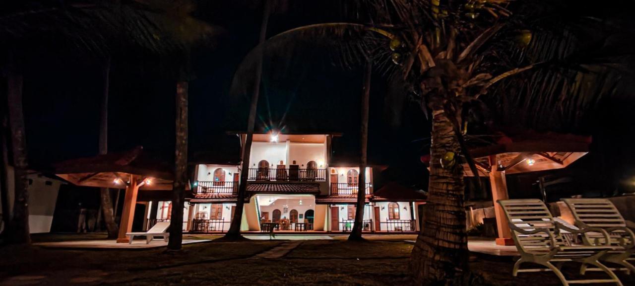 Nu-Vin Beach Hotel Ahangama Dış mekan fotoğraf