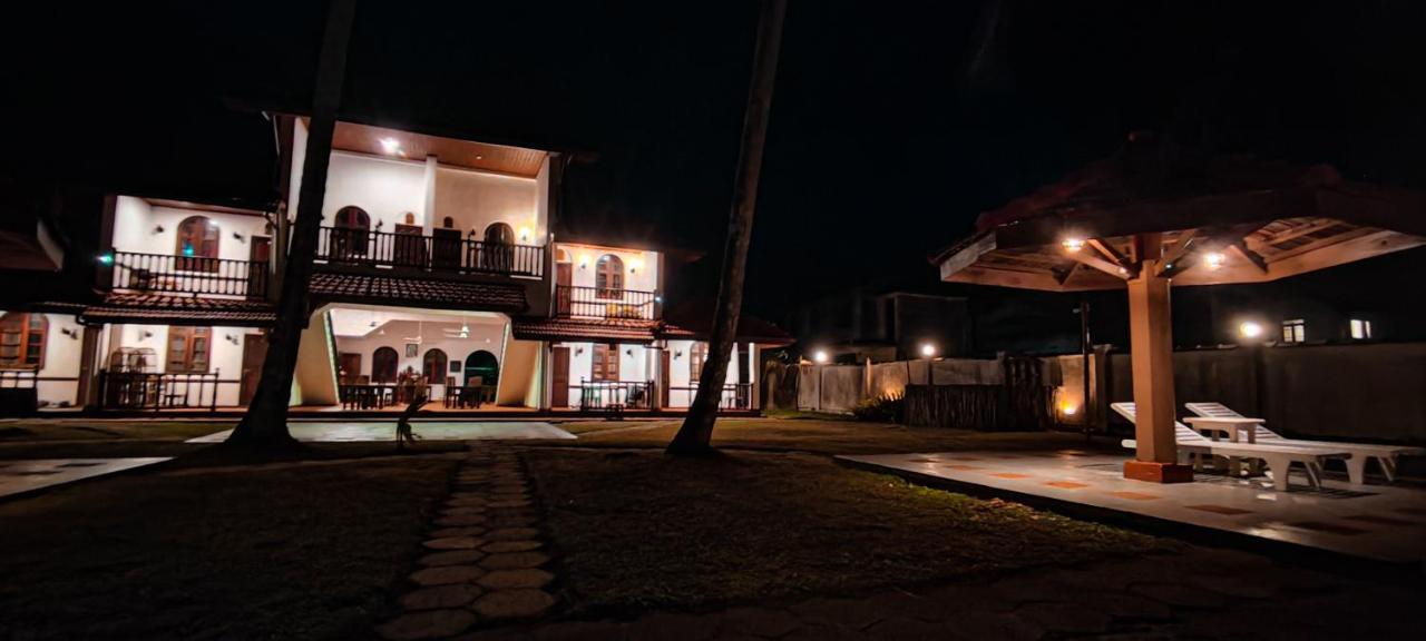 Nu-Vin Beach Hotel Ahangama Dış mekan fotoğraf