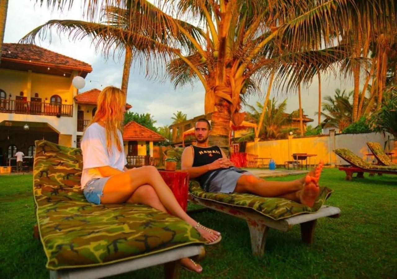 Nu-Vin Beach Hotel Ahangama Dış mekan fotoğraf