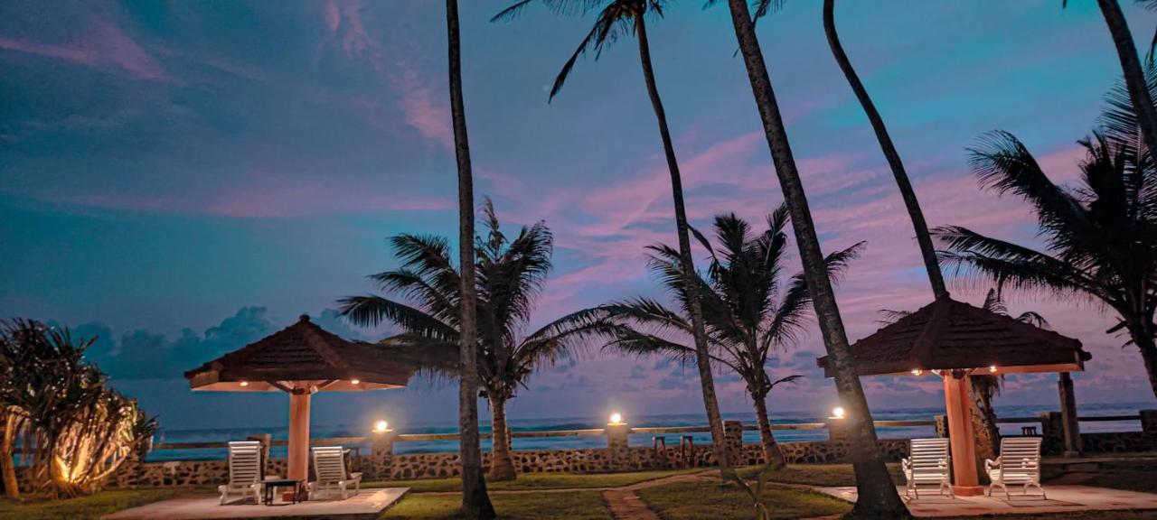 Nu-Vin Beach Hotel Ahangama Dış mekan fotoğraf